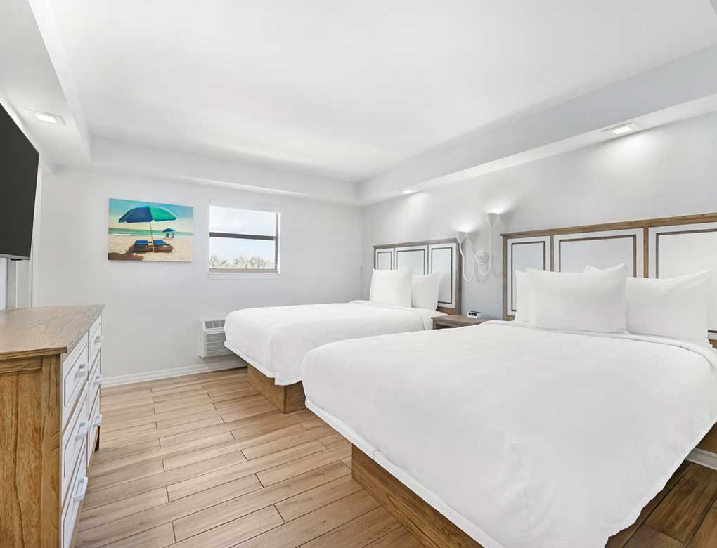 Separate Bedroom Suite - 1 King 2 Double Beds